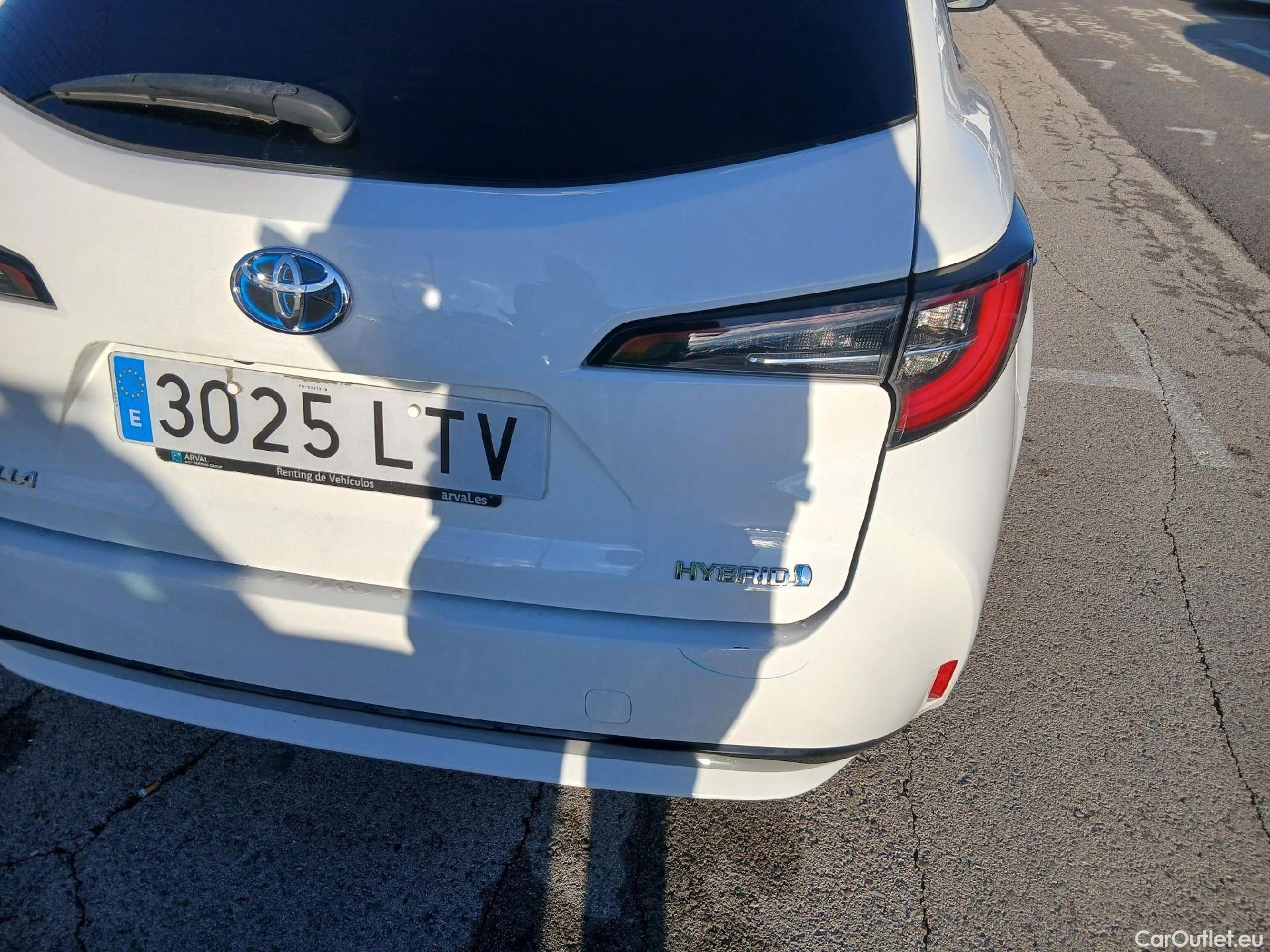  Toyota  Corolla TOYOTA  / 2019 / 5P / familiar 1.8 125H ACTIVE TECH E-CVT TOU SPORT #24