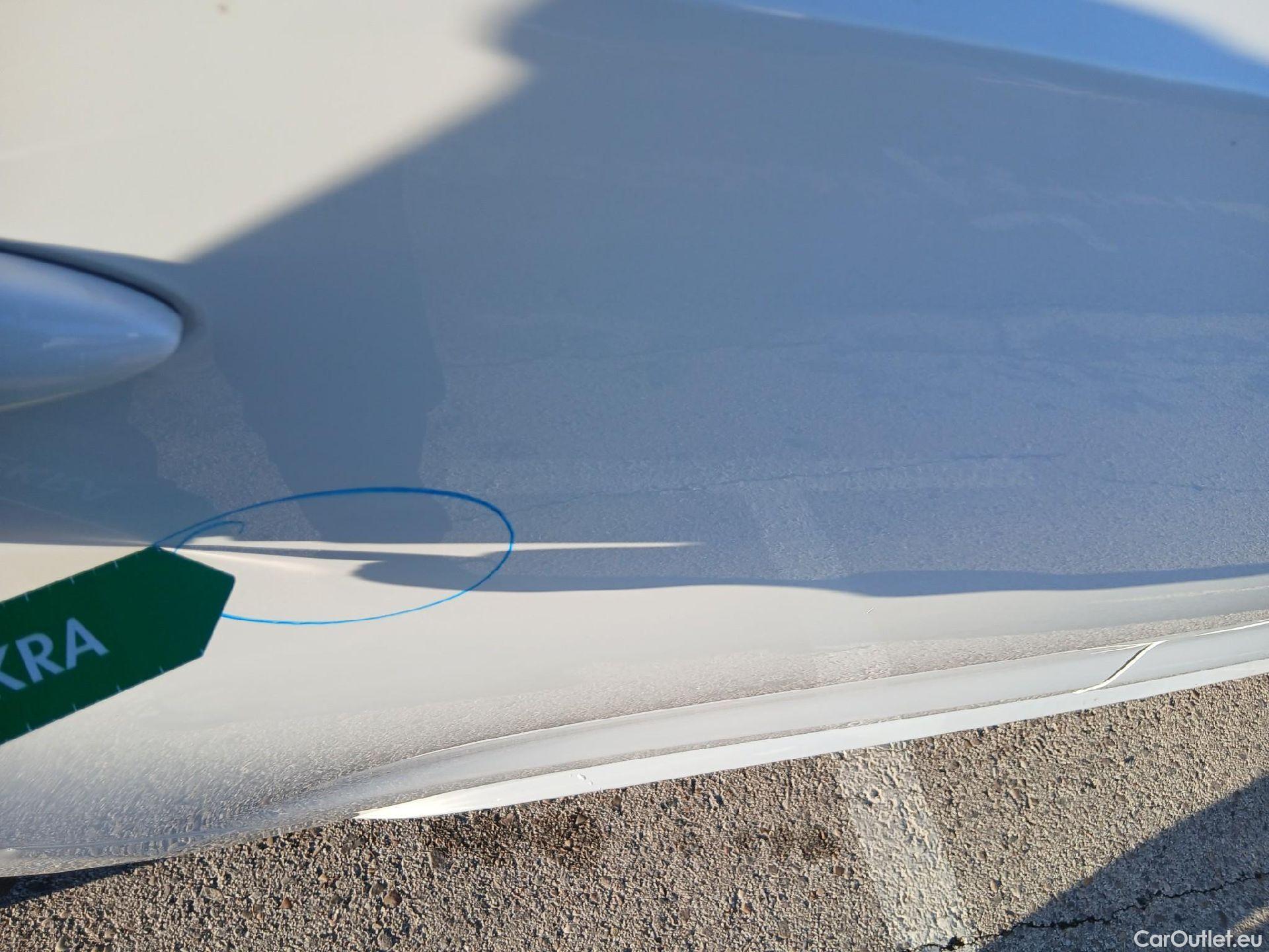  Toyota  Corolla TOYOTA  / 2019 / 5P / familiar 1.8 125H ACTIVE TECH E-CVT TOU SPORT #28