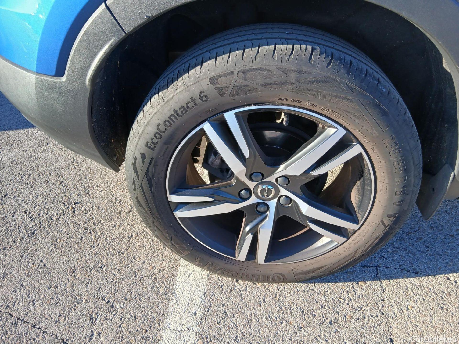  Volvo  XC 40 VOLVO XC40 / 2017 / 5P / todoterreno 1.5 T3 R-Design Auto #40