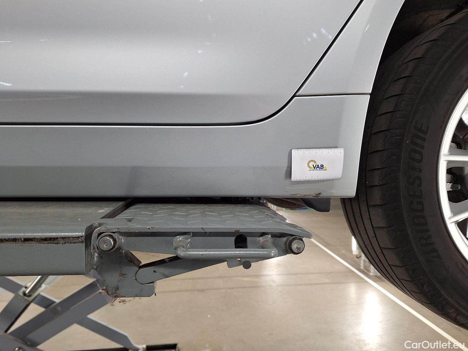  Bmw  Serie 5 BMW, 5-serie To FL'20, BMW 5 Reeks Touring 518d Aut. (110 kW) 5d #3