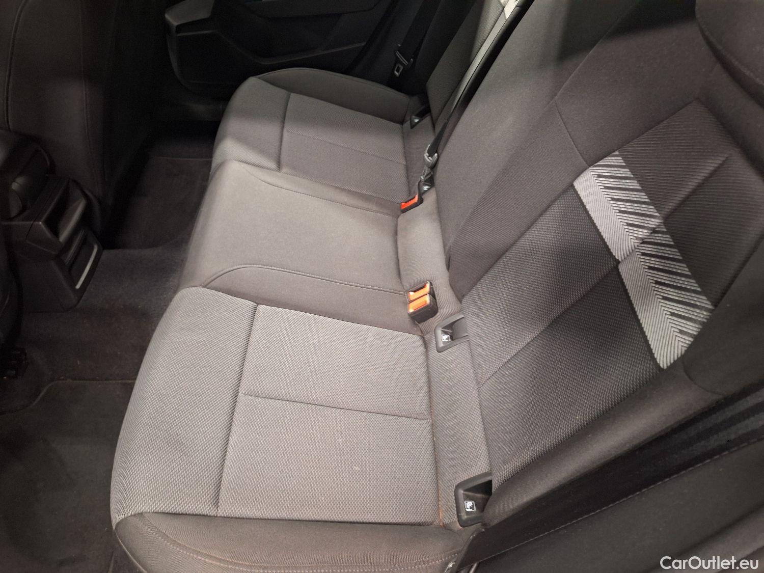  Audi  A3 Audi,  SB '20, Audi  Sportback 2.0 35 TDi 110kW S line 5d #32