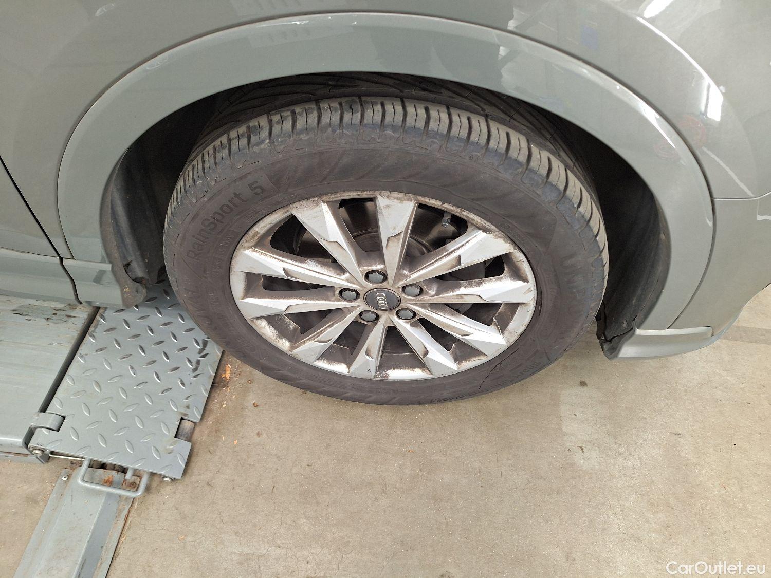  Audi  Q3 Audi,  SB '19, Audi  Sportback 35 TDI S tronic S Line Business  #28