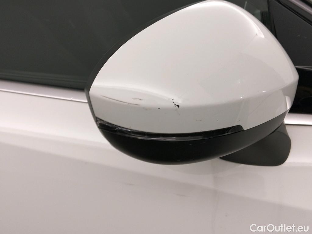  Nissan  Qashqai NISSAN  / 2021 / 5P / todoterreno DIG-T 103kW (140CV) mHEV 4x2 Acenta #15