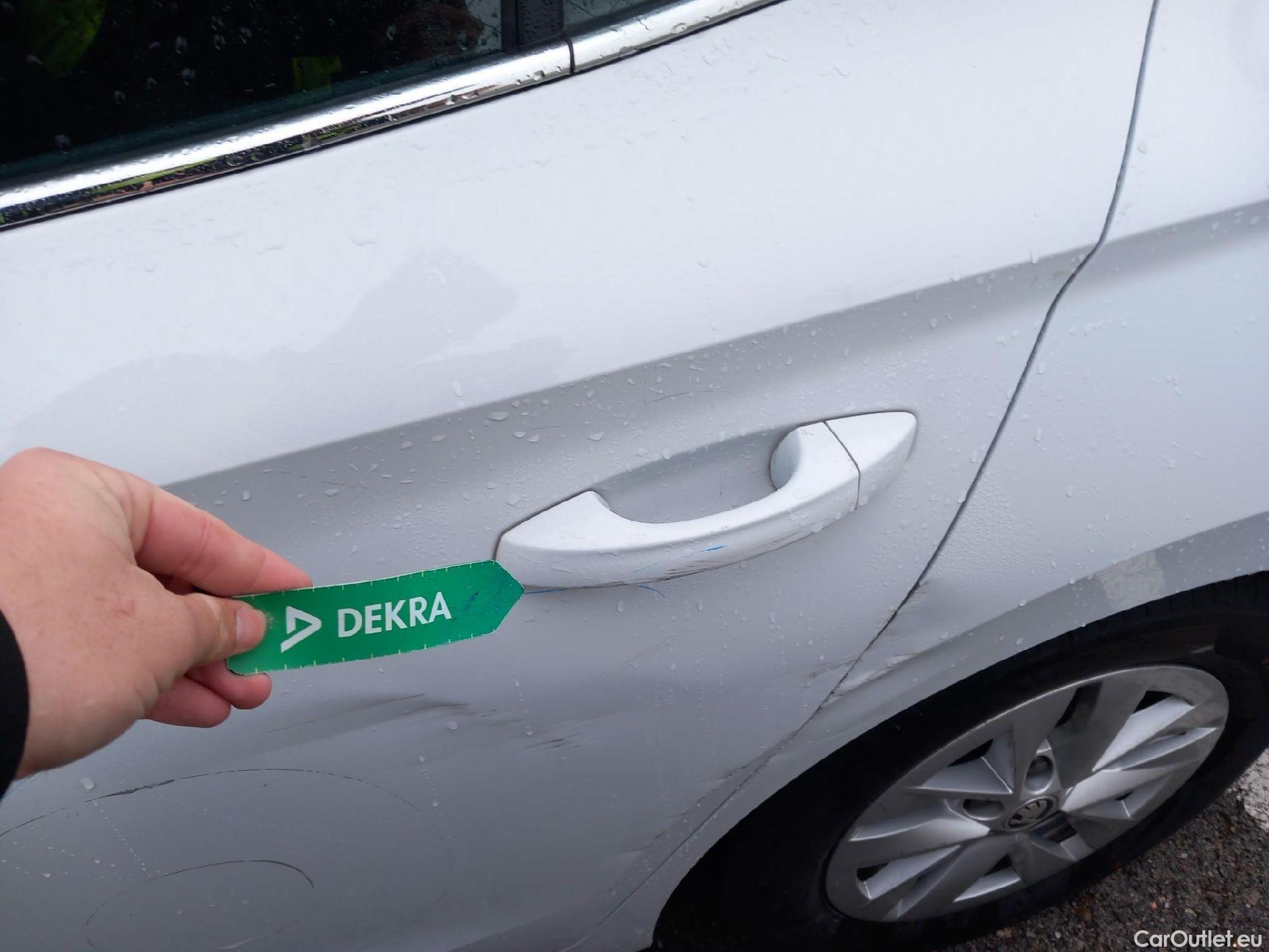  Skoda  Fabia SKODA  / 2021 / 5P / berlina con portón 1.0 TSI 70KW (95CV) Emotion (AC) #17