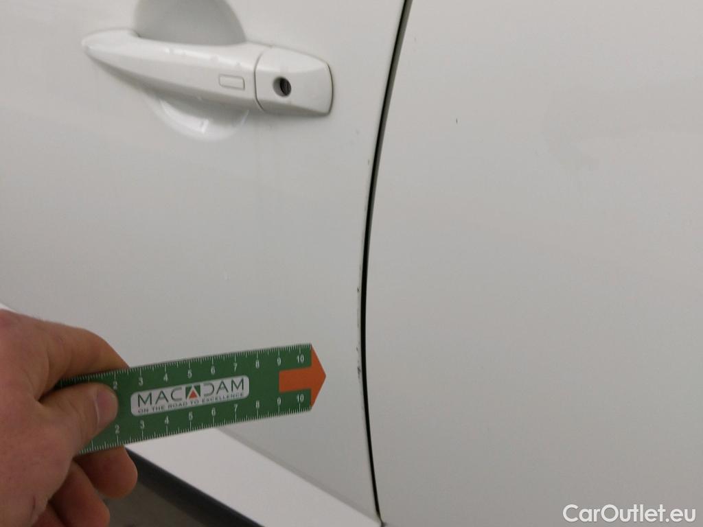  Nissan  Qashqai NISSAN  / 2021 / 5P / todoterreno DIG-T 103kW (140CV) mHEV 4x2 Acenta #2