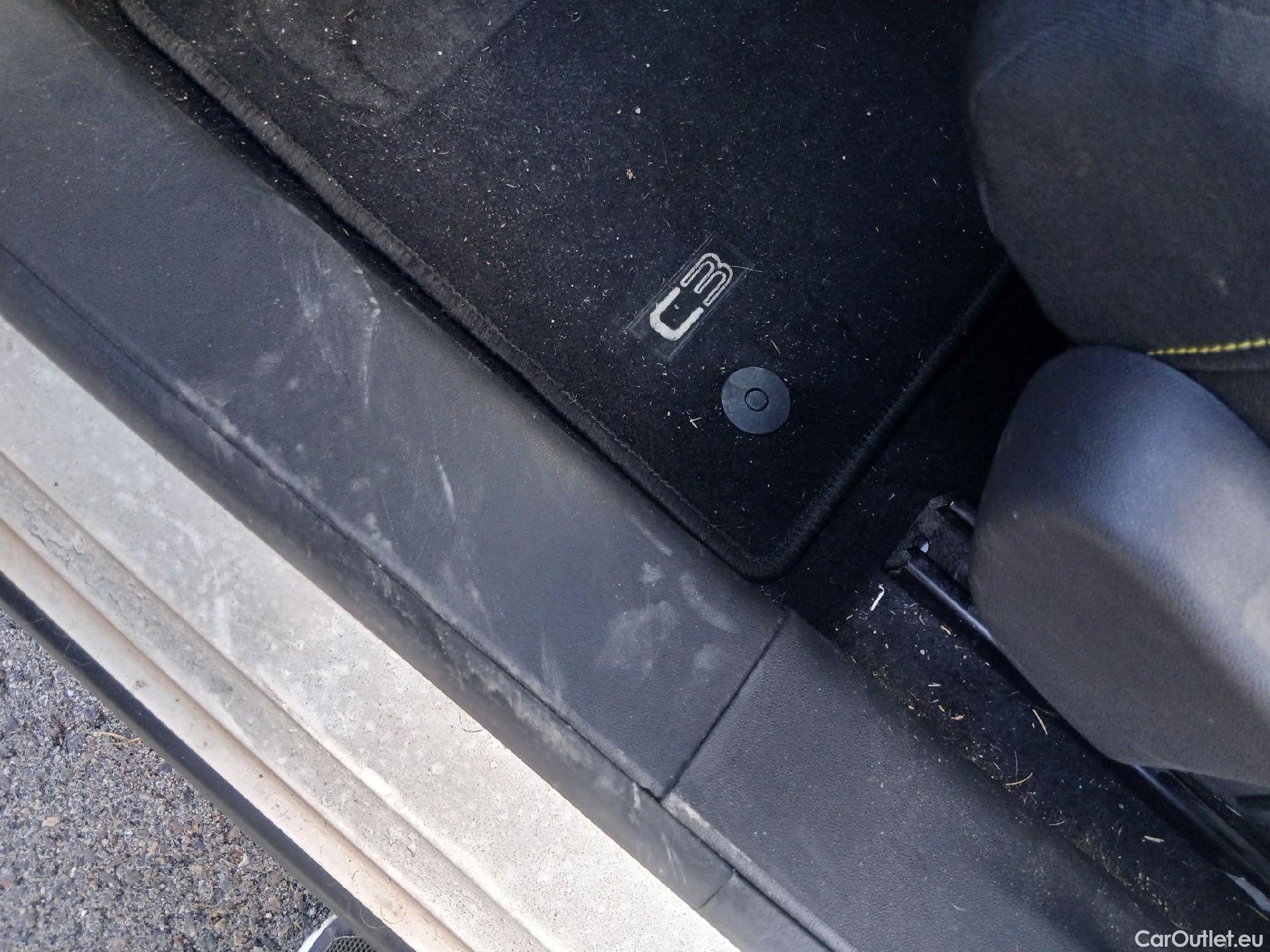  Citroen  C3 CITROEN  / 2016 / 5P / berlina con portón PureTech 60KW (82CV) FEEL (CX) #6