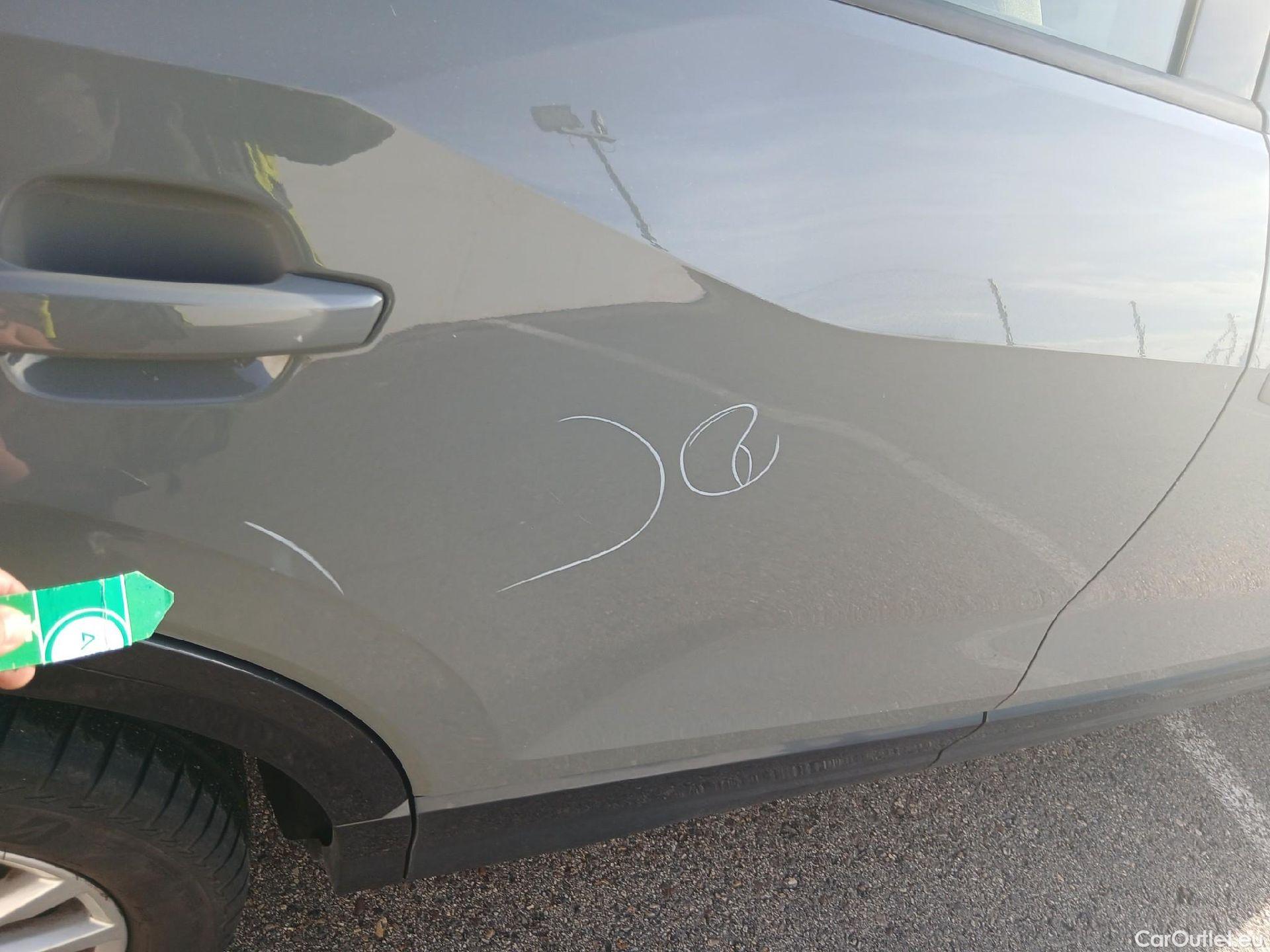  Audi  Q2 AUDI  / 2016 / 5P / todoterreno Design 30 TFSI 85kW (116CV) #31