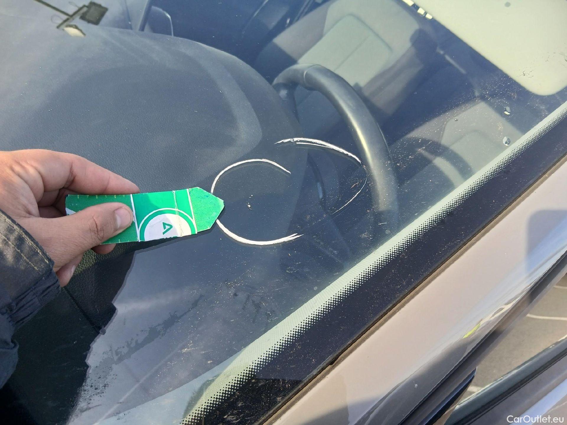  Audi  Q2 AUDI  / 2016 / 5P / todoterreno Design 30 TFSI 85kW (116CV) #9