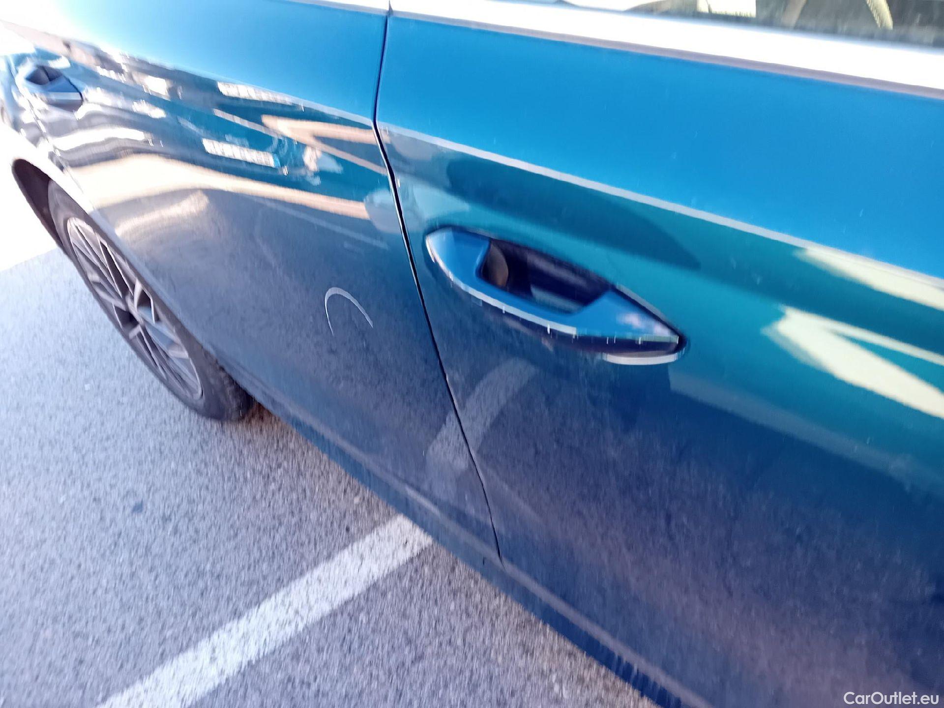  Skoda  Octavia SKODA  / 2020 / 5P / familiar Combi 2.0 TDI 110kW (150CV) DSG Style #27