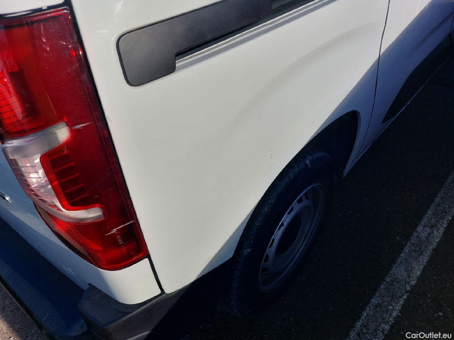  Citroen  Berlingo CITROEN  / 2018 / 3P / furgón derivado de turismo Talla M BlueHDi 100 CONTROL #20