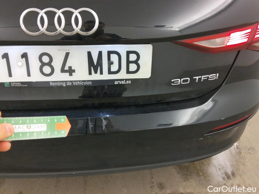  Audi  A3 AUDI  / 2020 / 5P / berlina con portón Sportback 30 TFSI 81kW (110CV) S tronic #4