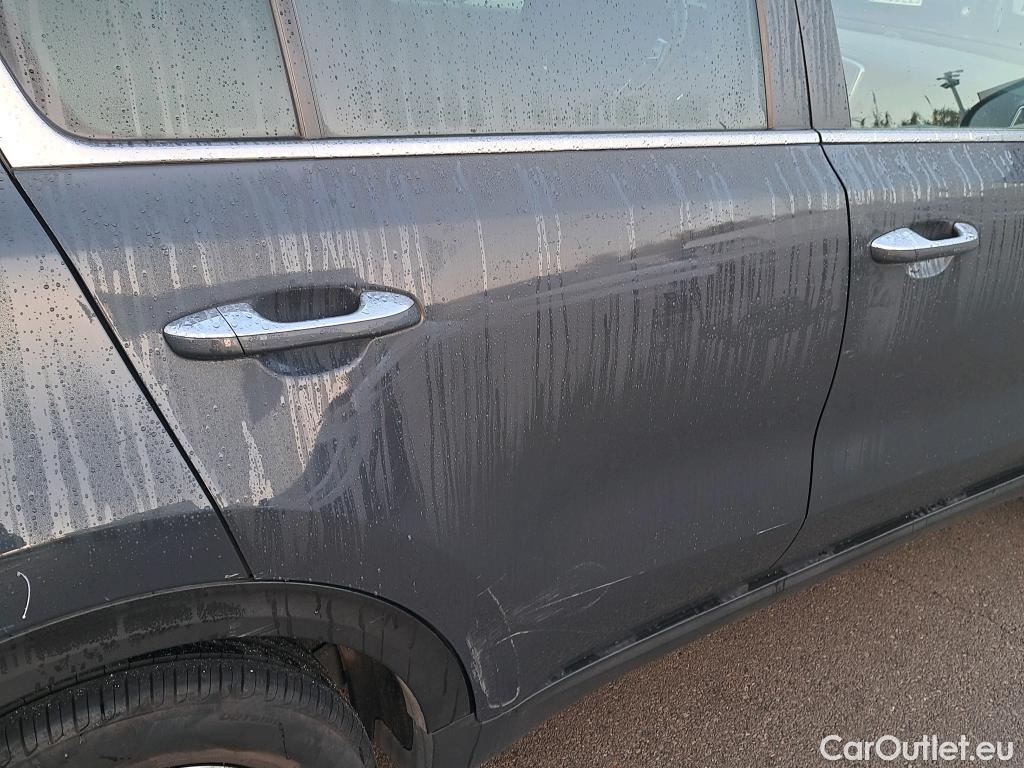  KIA  Sportage KIA  1.6MHEV Drive 100kW(136CV) 4x2(Crist Tintados)(CX) #3