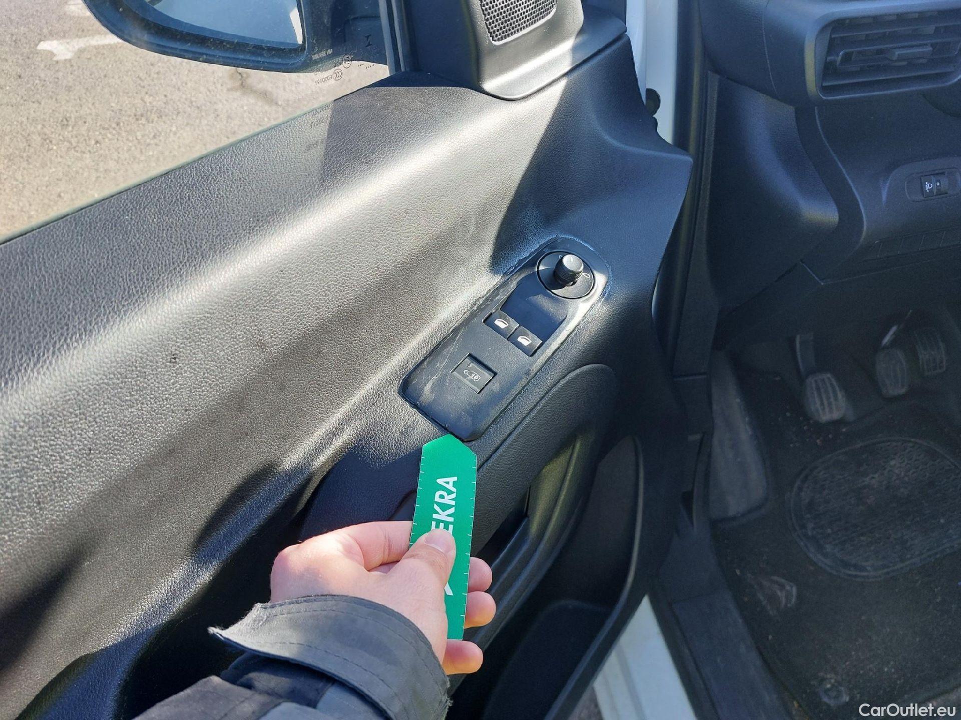  Citroen  Berlingo CITROEN  / 2018 / 3P / furgón derivado de turismo Talla M BlueHDi 100 CONTROL #31