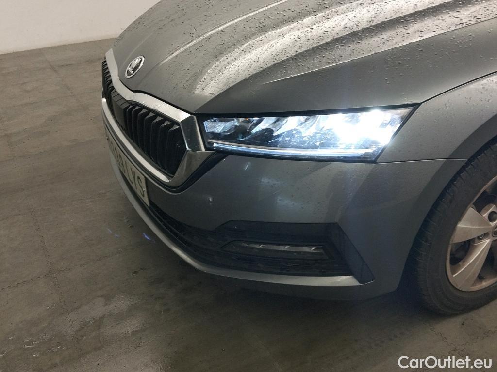  Skoda  Octavia SKODA  / 2020 / 5P / berlina con portón 2.0 TDI 110kW (150CV) Manual Ambition #3