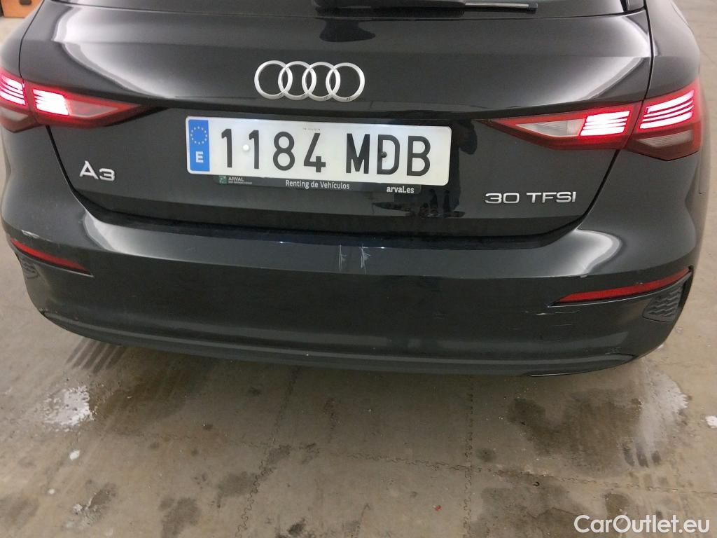  Audi  A3 AUDI  / 2020 / 5P / berlina con portón Sportback 30 TFSI 81kW (110CV) S tronic #3