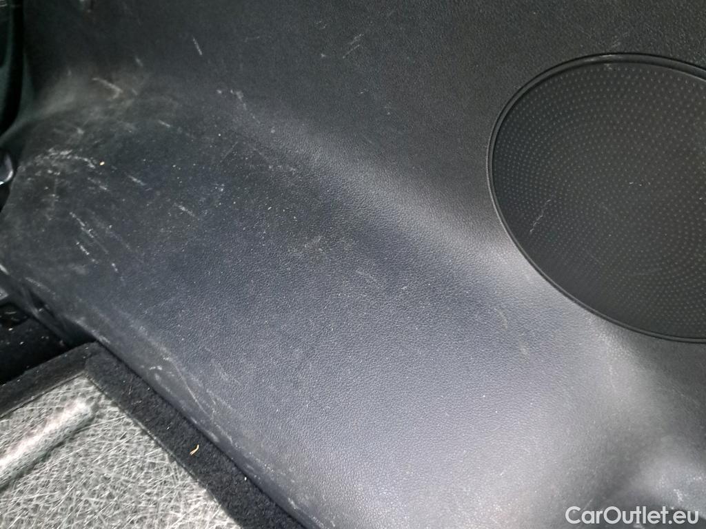  KIA  Sportage KIA  1.6MHEV Drive 100kW(136CV) 4x2(Crist Tintados)(CX) #12