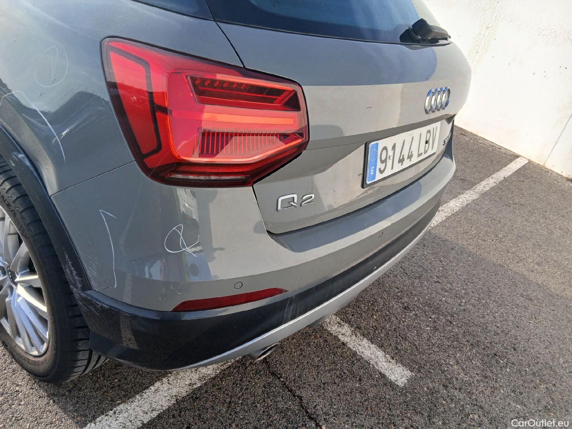  Audi  Q2 AUDI  / 2016 / 5P / todoterreno Design 30 TFSI 85kW (116CV) #24