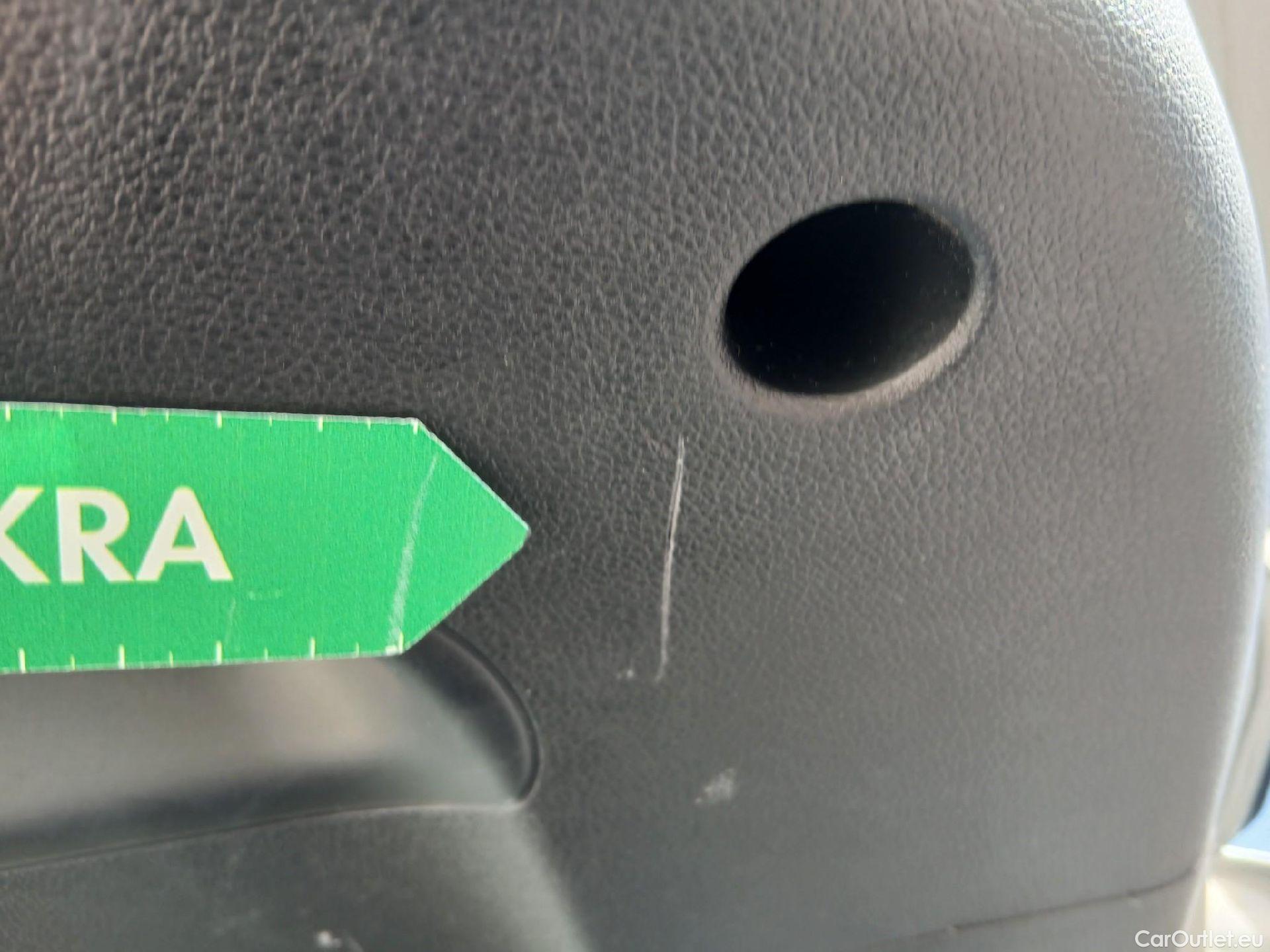  KIA  Sportage KIA  / 2018 / 5P / todoterreno 1.6 MHEV Business 85kW (115CV) 4x2 #17