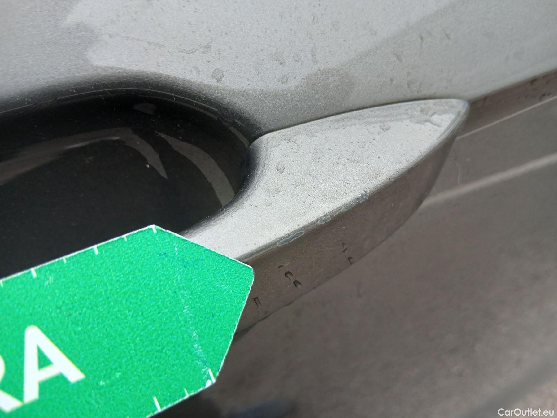  Volkswagen  Polo VOLKSWAGEN  / 2017 / 5P / berlina con portón Advance 1.0 TSI 70kW (95CV) #23