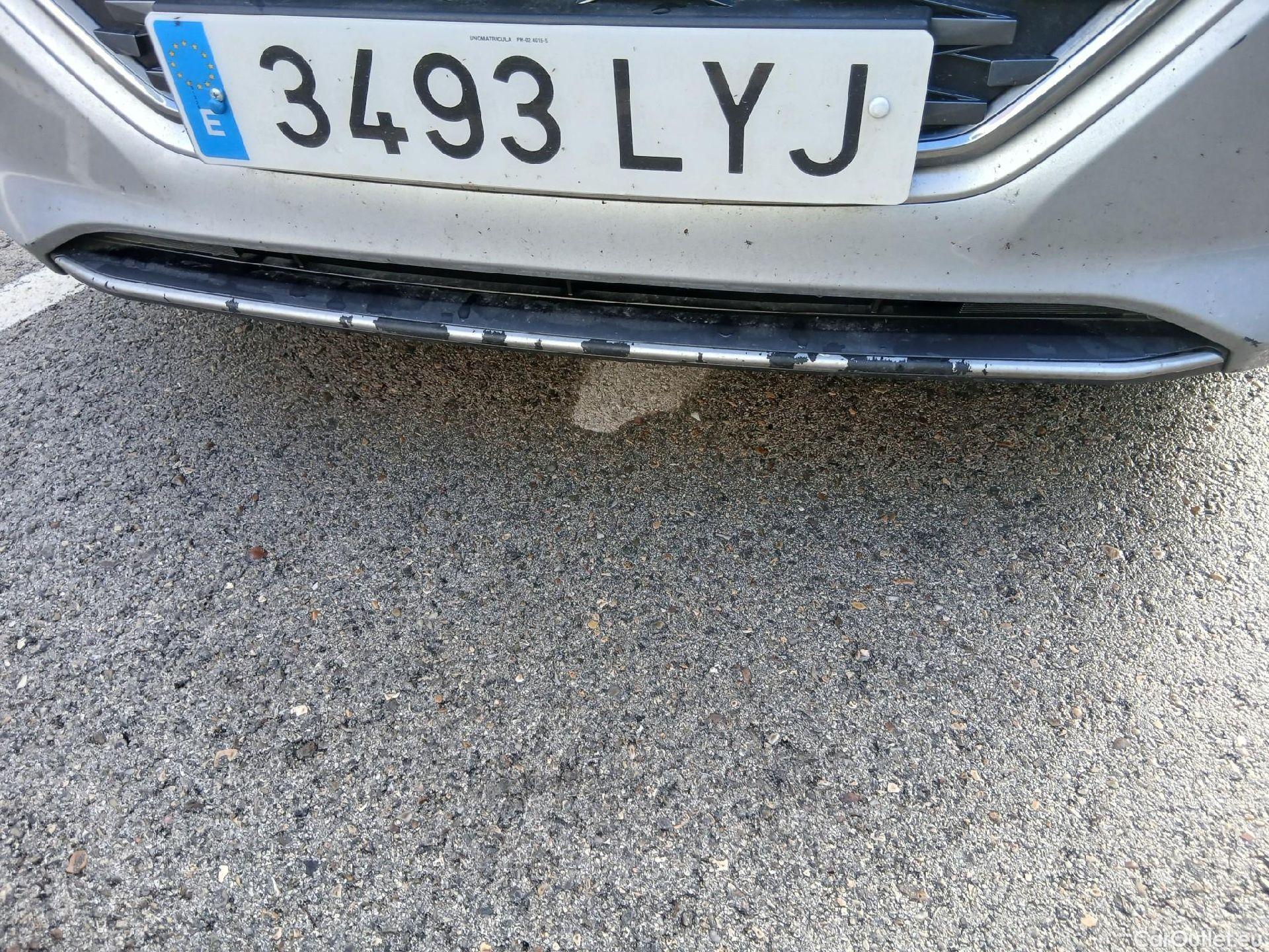  Hyundai   Ioniq HYUNDAI / 2019 / 5P / berlina con portón 1.6 GDI HEV Klass DCT #39