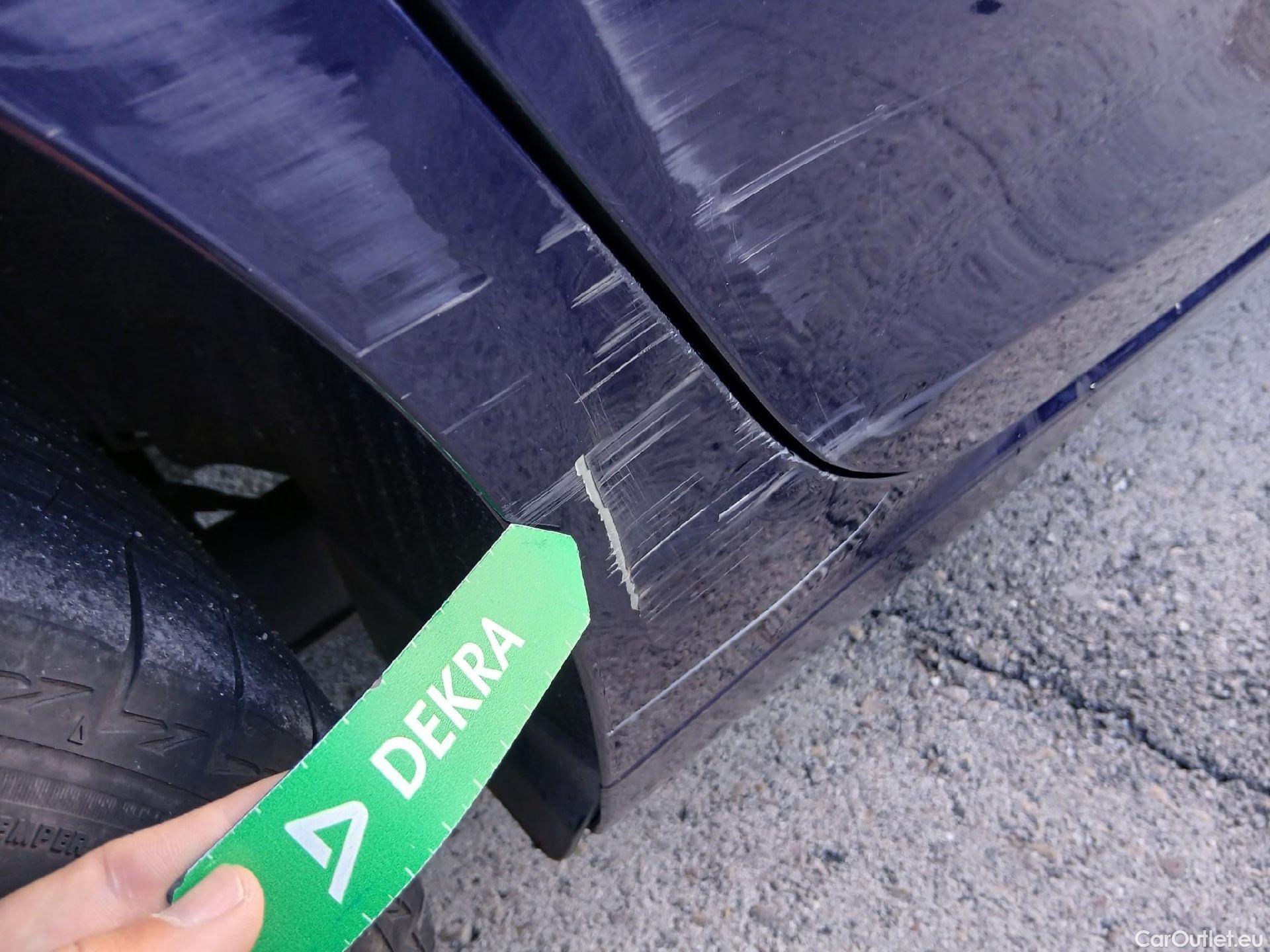  Volkswagen  Golf  VIII Berlina Life 1.0 TSI 110CV MT6 E6d #27