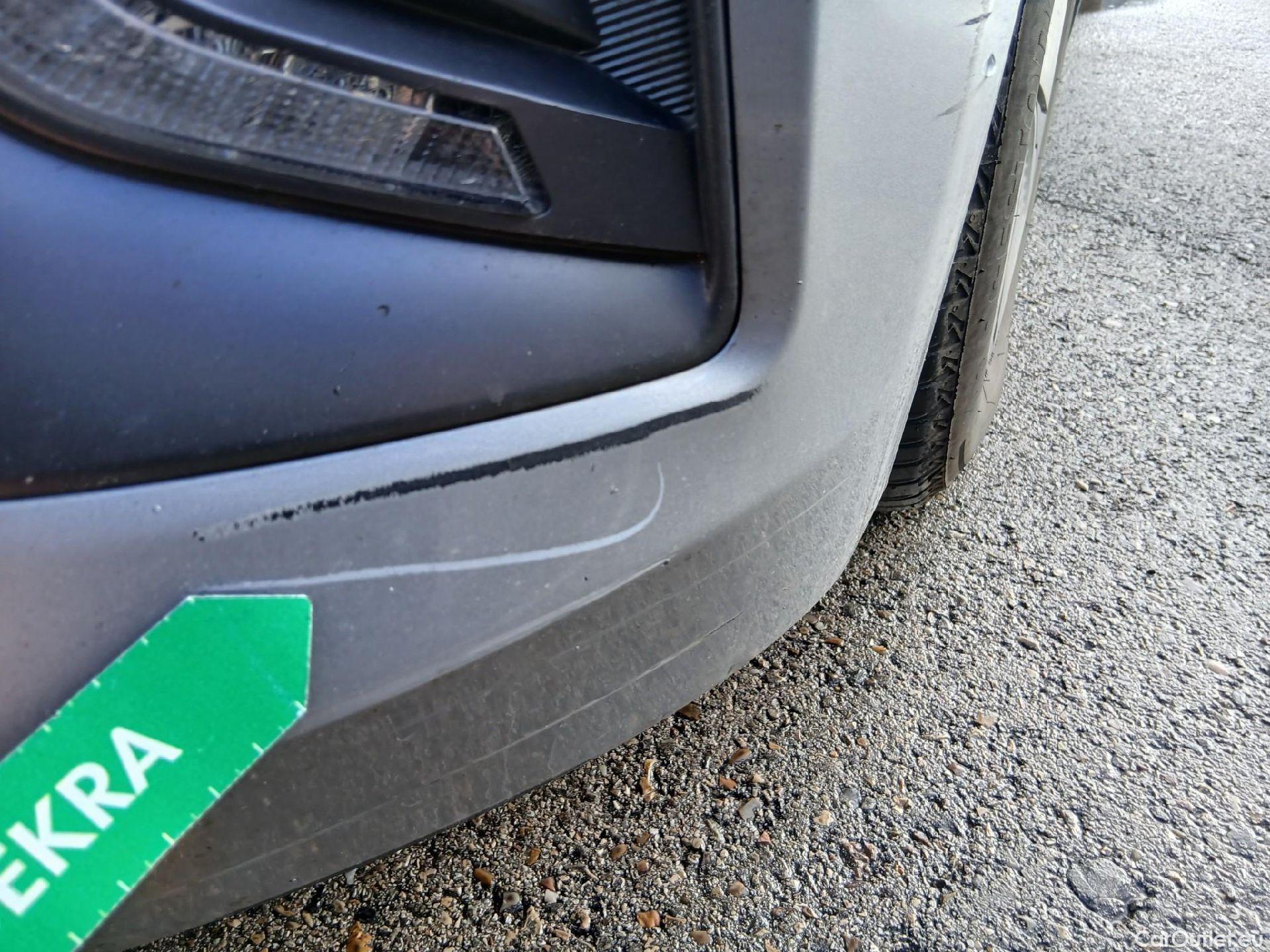  Hyundai   Ioniq HYUNDAI / 2019 / 5P / berlina con portón 1.6 GDI HEV Klass DCT #2