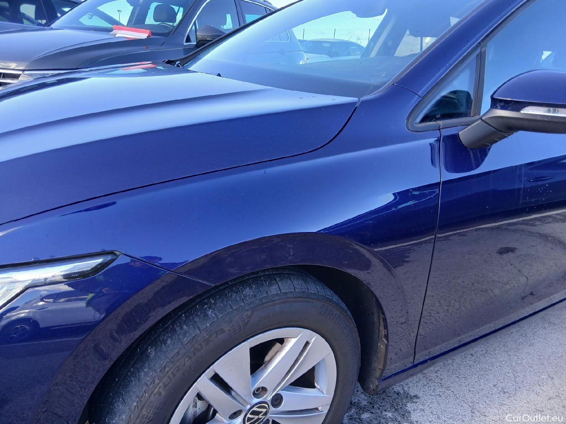  Volkswagen  Golf  VIII Berlina Life 1.0 TSI 110CV MT6 E6d #6