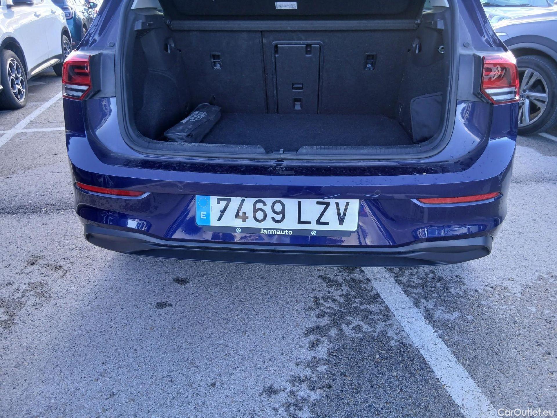  Volkswagen  Golf  VIII Berlina Life 1.0 TSI 110CV MT6 E6d #21