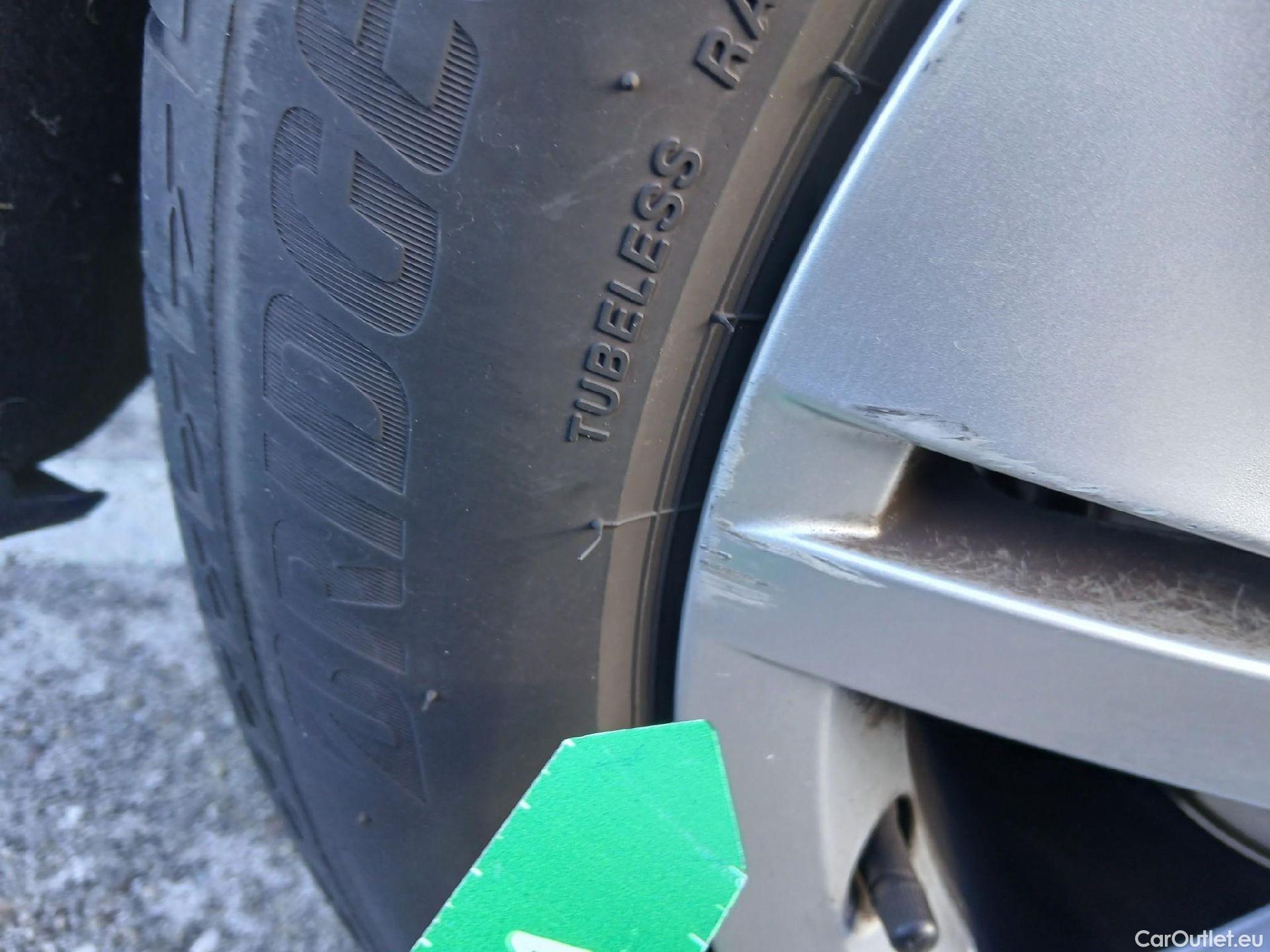  Volkswagen  Golf  VIII Berlina Life 1.0 TSI 110CV MT6 E6d #23