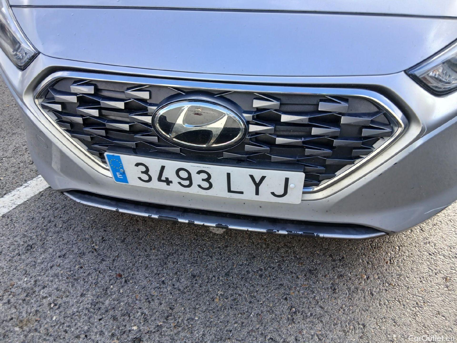  Hyundai   Ioniq HYUNDAI / 2019 / 5P / berlina con portón 1.6 GDI HEV Klass DCT #5