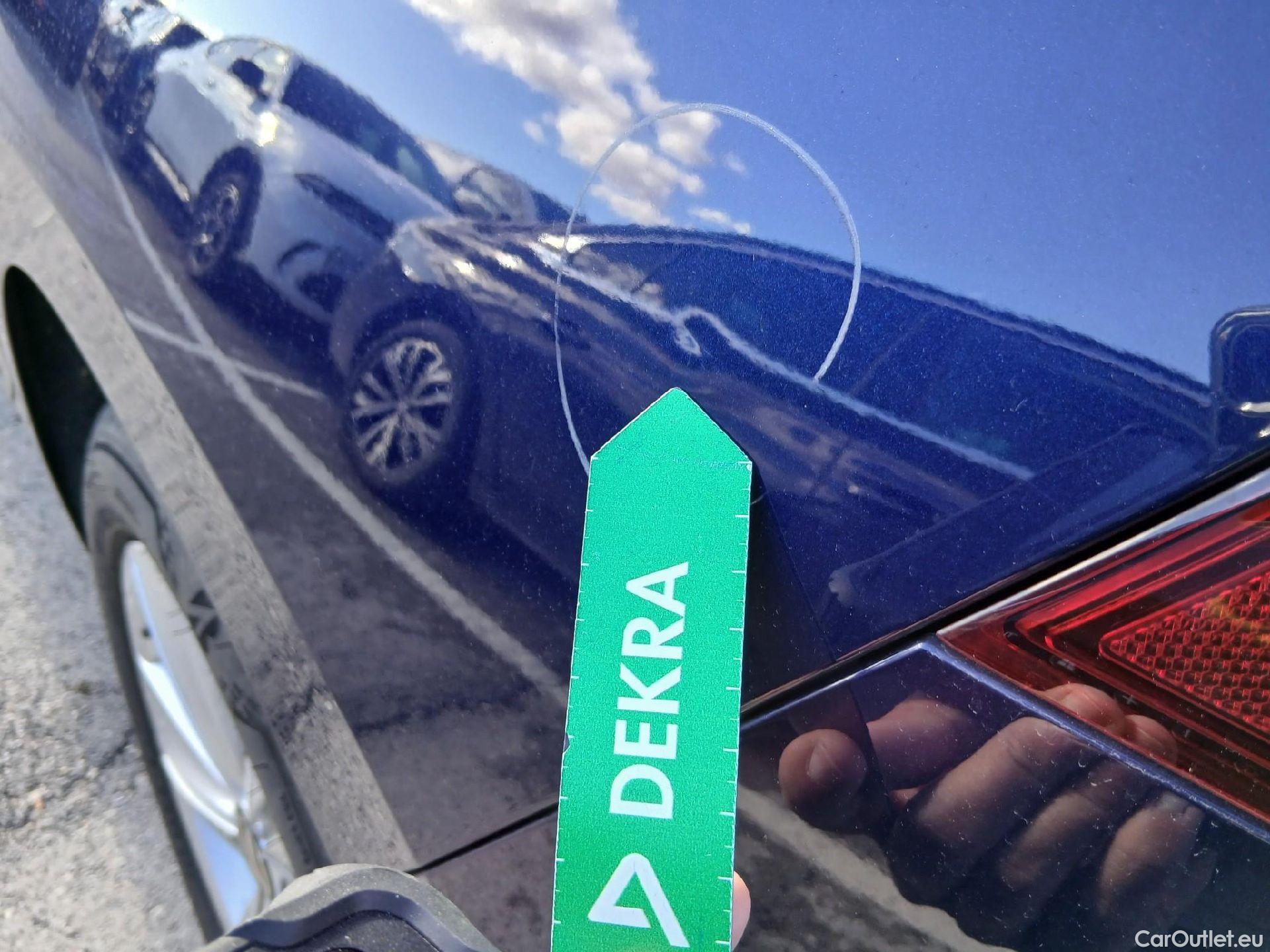  Volkswagen  Golf  VIII Berlina Life 1.0 TSI 110CV MT6 E6d #12