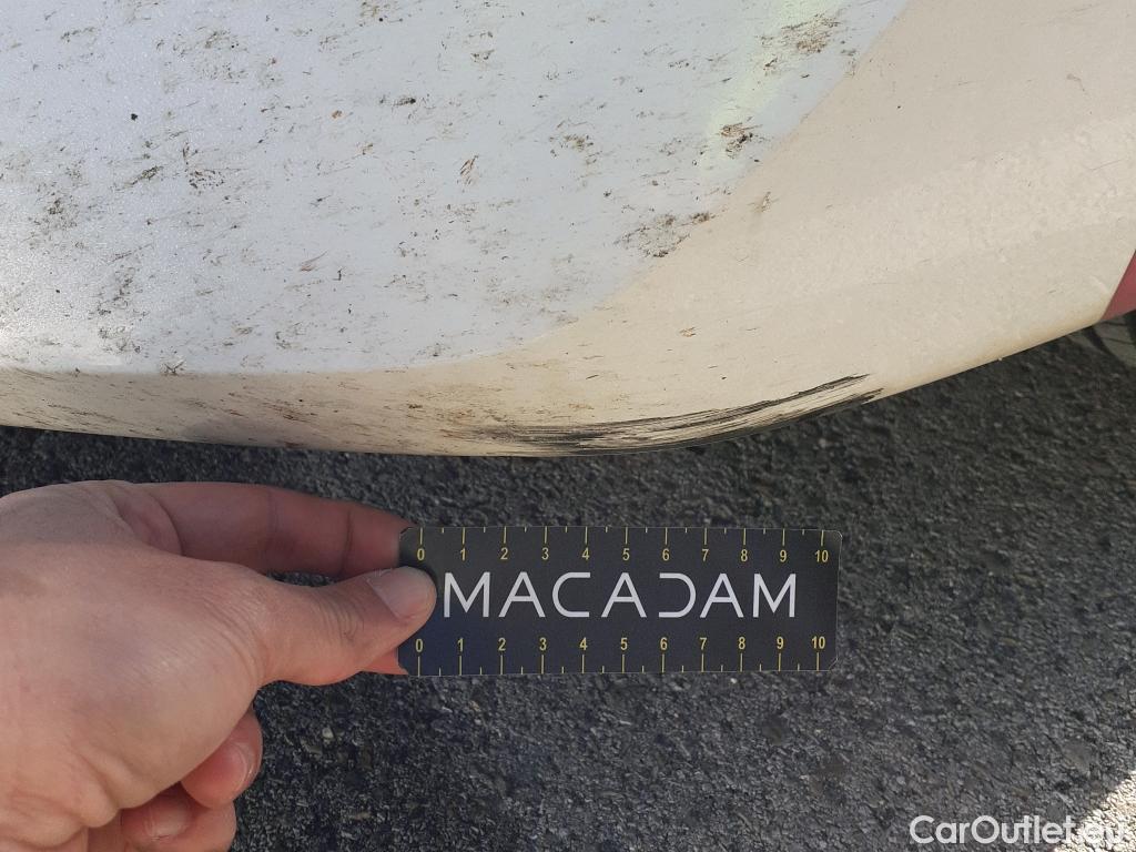  Peugeot  208 PEUGEOT  / 2019 / 5P / berlina con portón BlueHDi 73kW (100CV) Active Pack (AC) #28