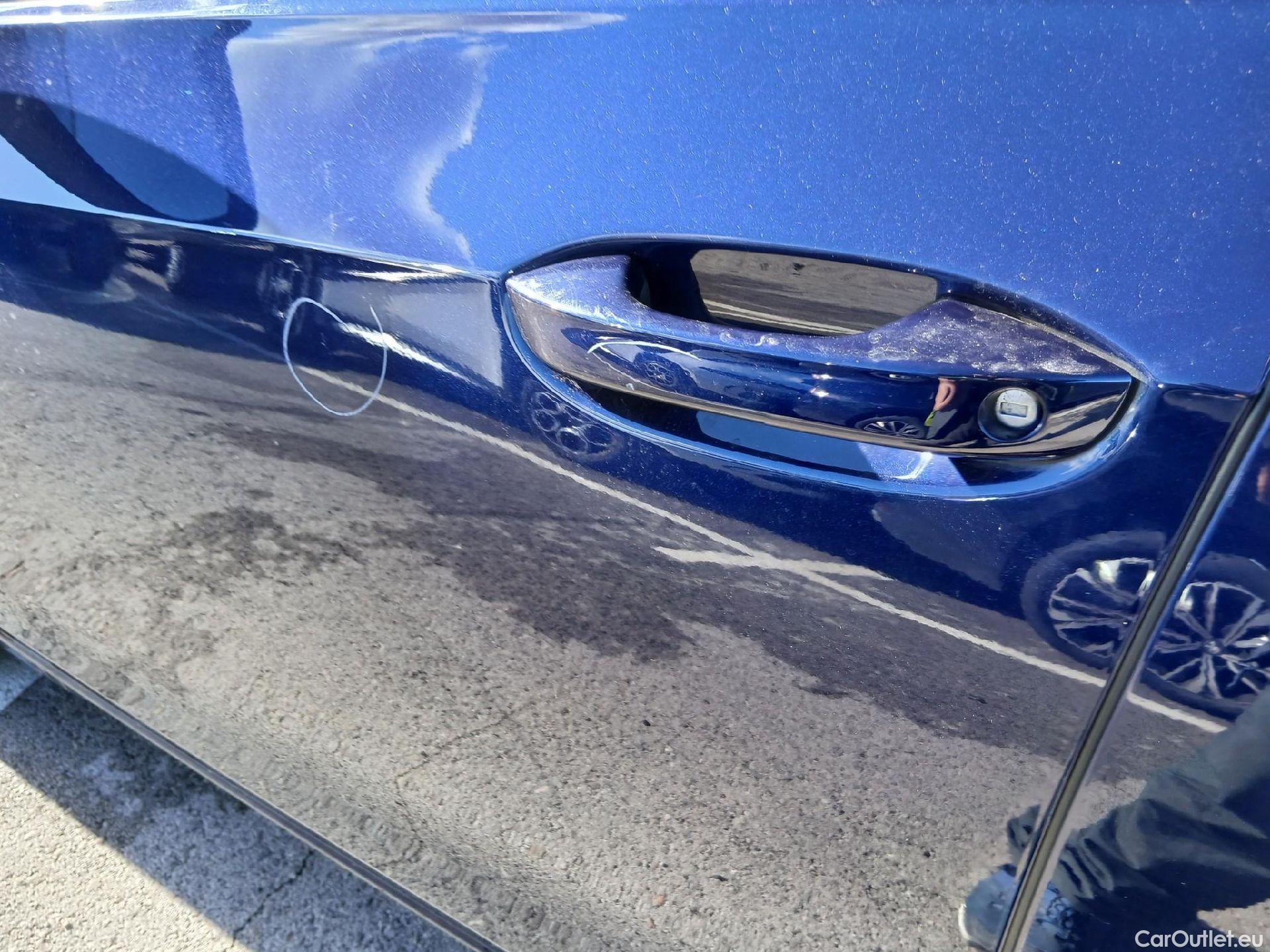  Volkswagen  Golf  VIII Berlina Life 1.0 TSI 110CV MT6 E6d #10