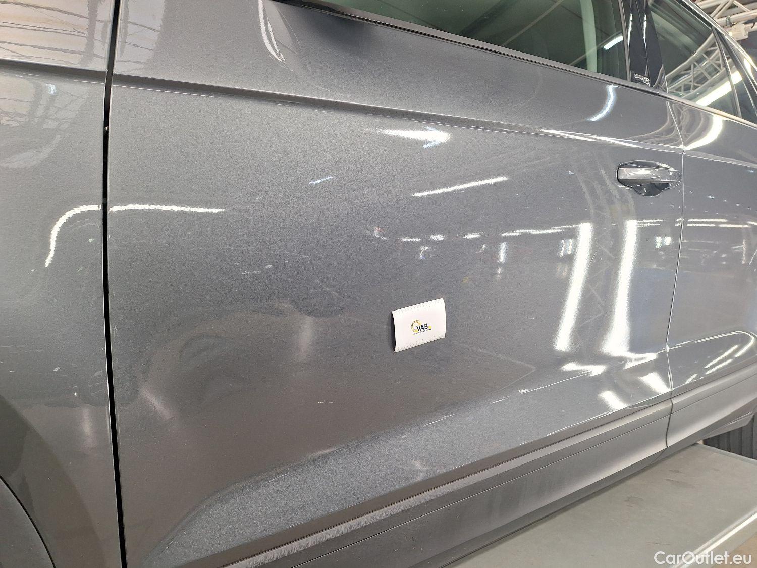  Volkswagen  T-ROC VW,  '17, Volkswagen  1.0 TSI United 5d #16