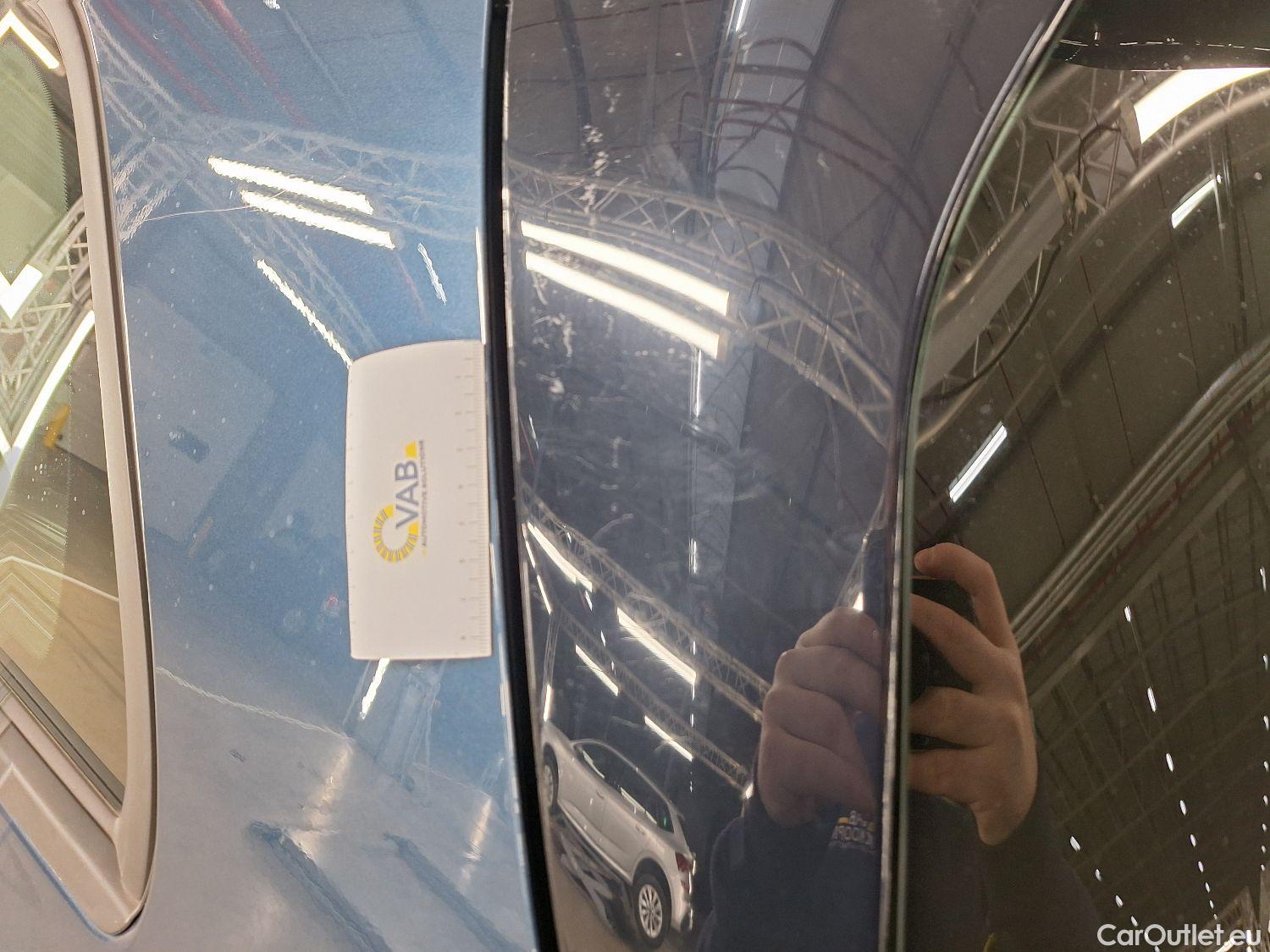  Mercedes  GLB Mercedes,  '19, Mercedes-Benz   200 d Business Solution 5d #60