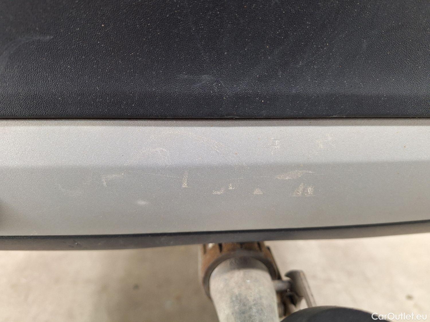  Mercedes  GLB Mercedes,  '19, Mercedes-Benz   200 d Business Solution 5d #21