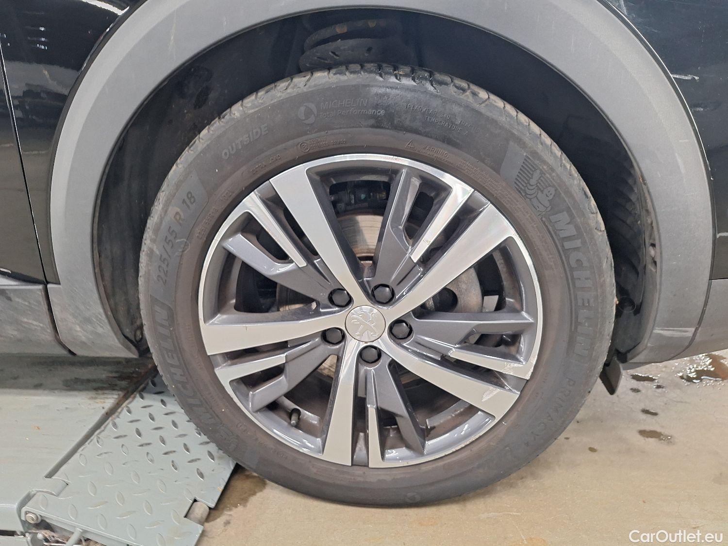  Peugeot  5008 Peugeot,  FL'20, Peugeot  1.5 BlueHDi 96kW S&S EAT8 Allure Pack #69