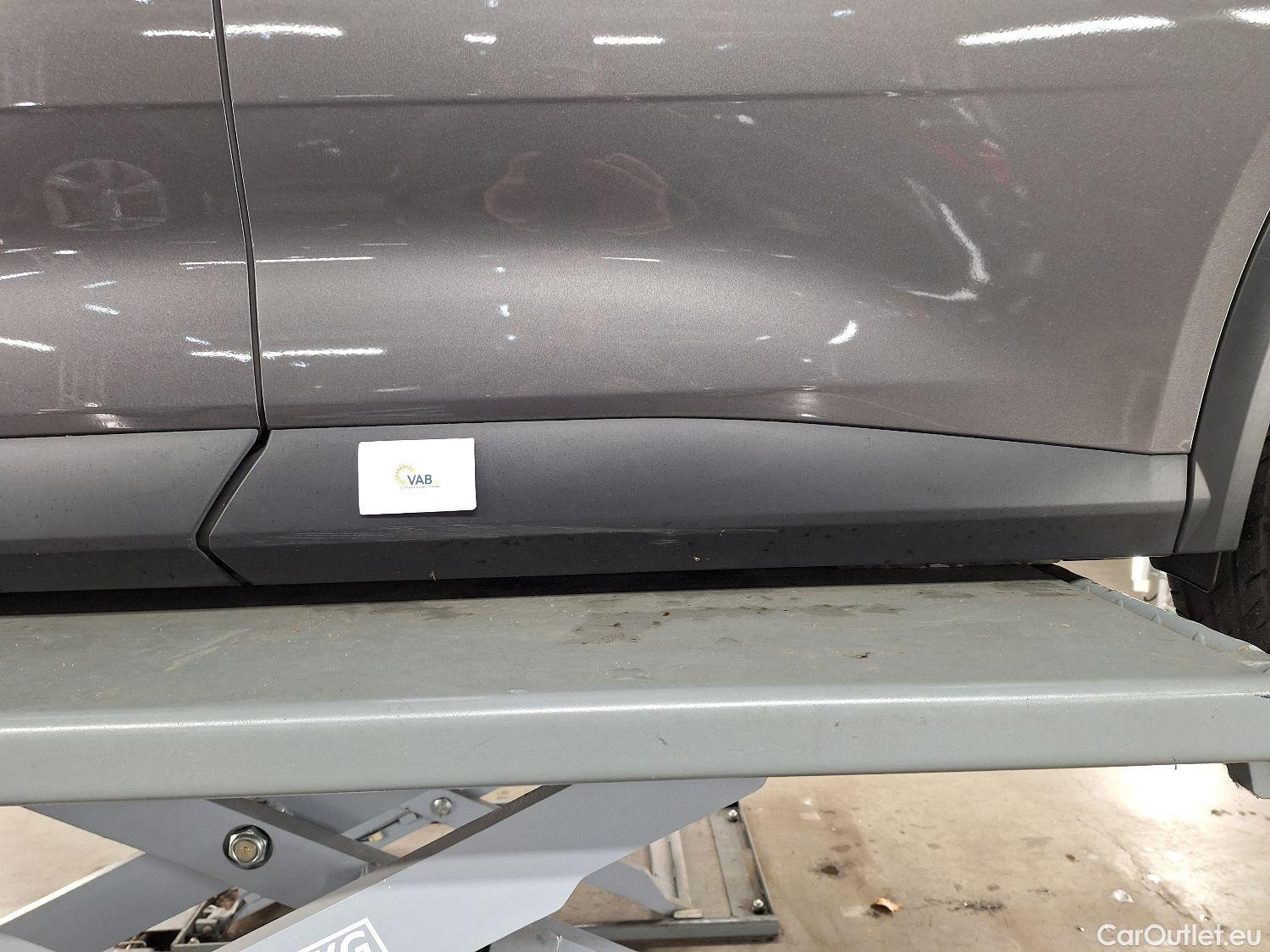  Citroen  DS 7 CROSSBACK DS, DS7 CB '17,  1.5 BlueHDi 130 Auto PERFORMANCE Li #15