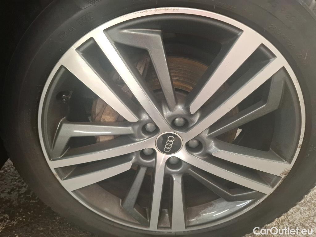  Audi  Q5 AUDI  / 2020 / 5P / SUV 50 TFSI e 299 QTT S TRONIC 7 S LINE #19