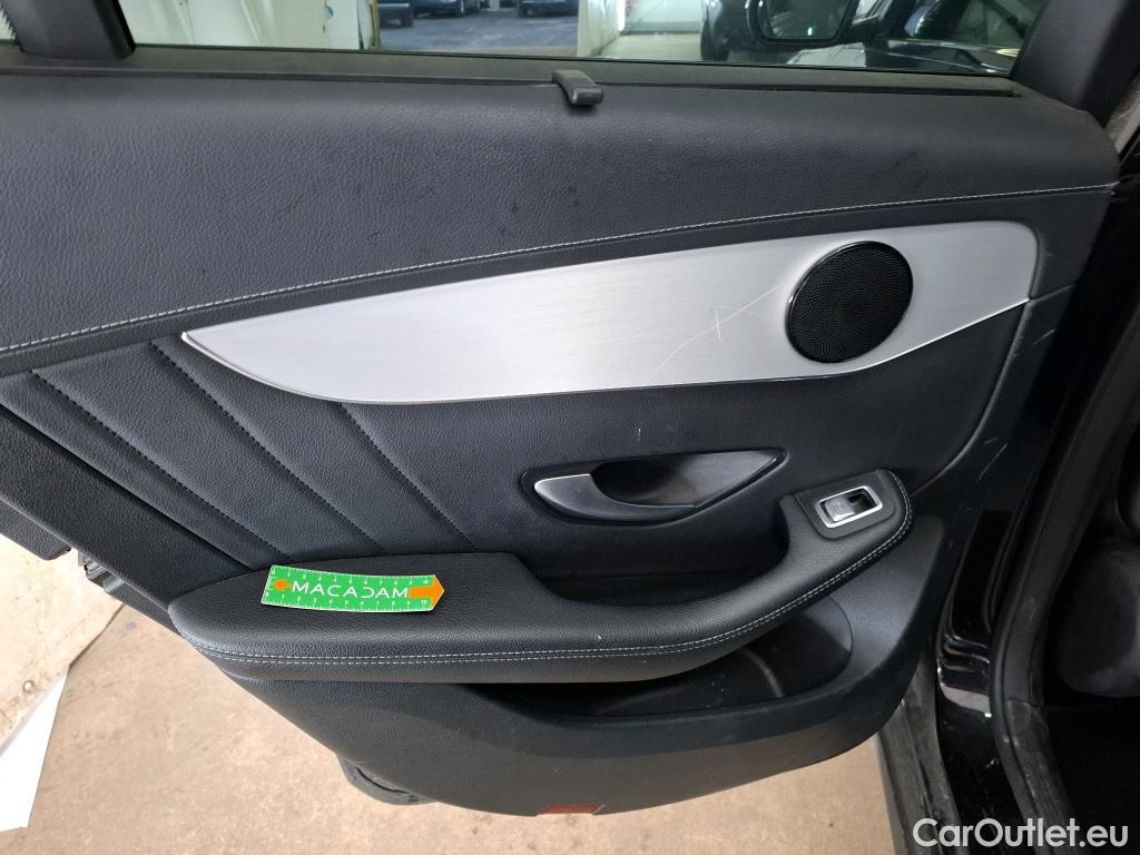  Mercedes  G-Klasee MERCEDES-BENZ GLC Coupe / 2019 / 5P / Coupé 2.0 GLC 300 E BUSINESS LINE 4MATIC #16