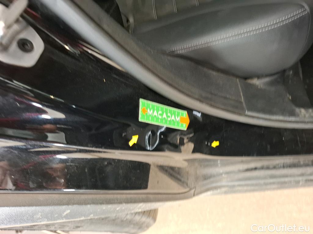  Mercedes  G-Klasee MERCEDES-BENZ GLC Coupe / 2019 / 5P / Coupé 2.0 GLC 300 E BUSINESS LINE 4MATIC #4