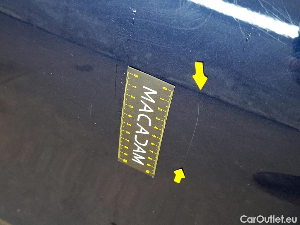  Mercedes  G-Klasee MERCEDES-BENZ GLE / 2019 / 5P / SUV GLE 350 e 4MATIC Avantgarde Line #70