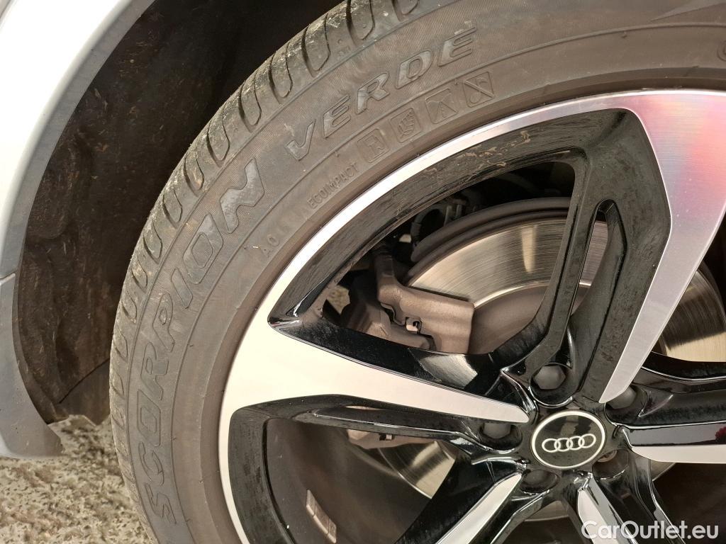  Audi  Q7 AUDI  / 2019 / 5P / SUV 55 TFSIe 380ch quattro Tiptronic8 S Line #43