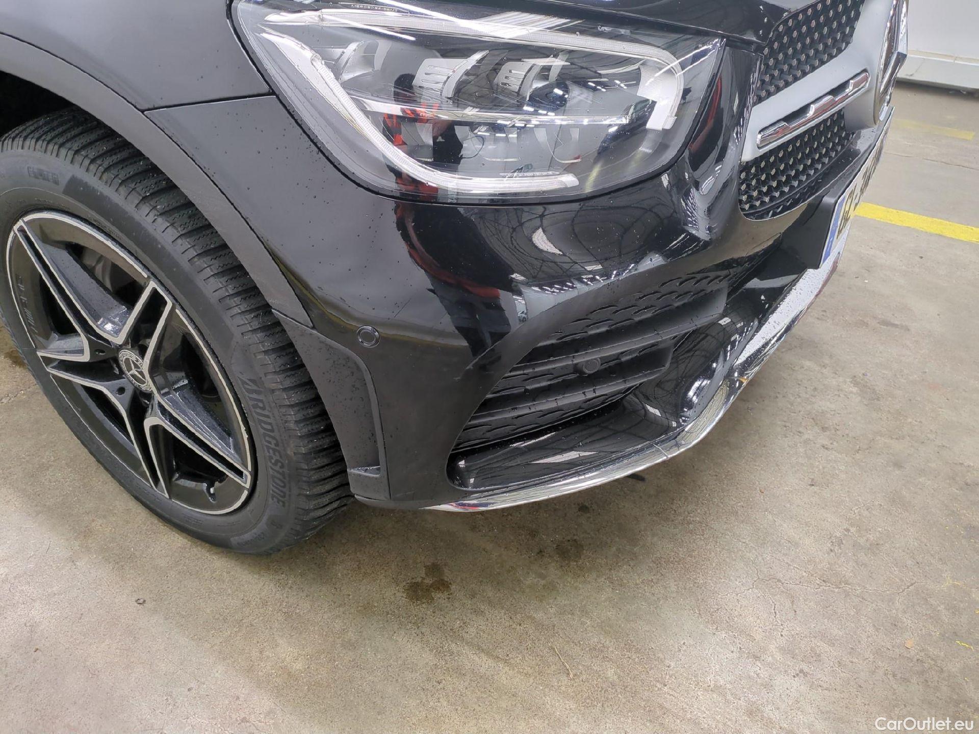  Mercedes  G-Klasee MERCEDES-BENZ GLC Coupe / 2019 / 5P / Coupé 2.0 GLC 300 DE BUSINESS LINE 4MATIC #11