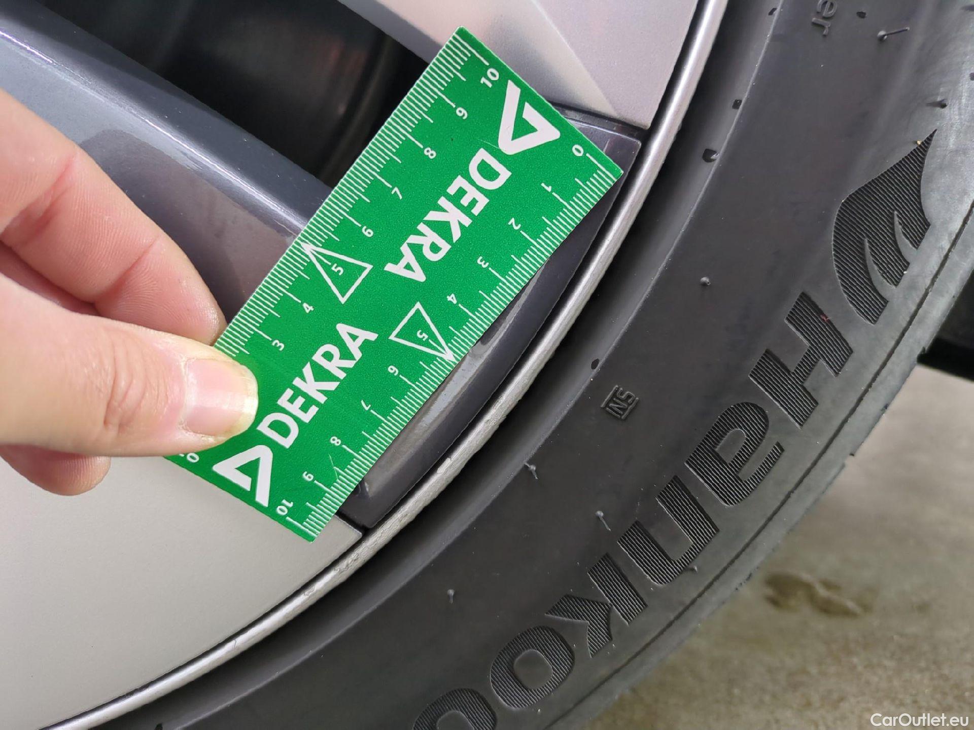  Tesla  Model Y TESLA  / 2021 / 5P / SUV RWD #12