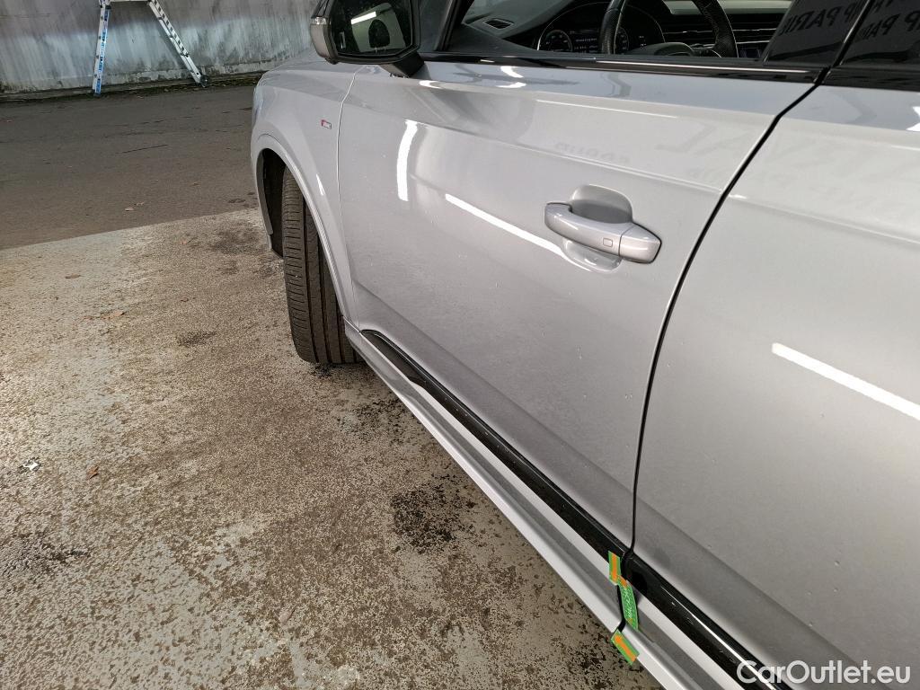  Audi  Q7 AUDI  / 2019 / 5P / SUV 55 TFSIe 380ch quattro Tiptronic8 S Line #54