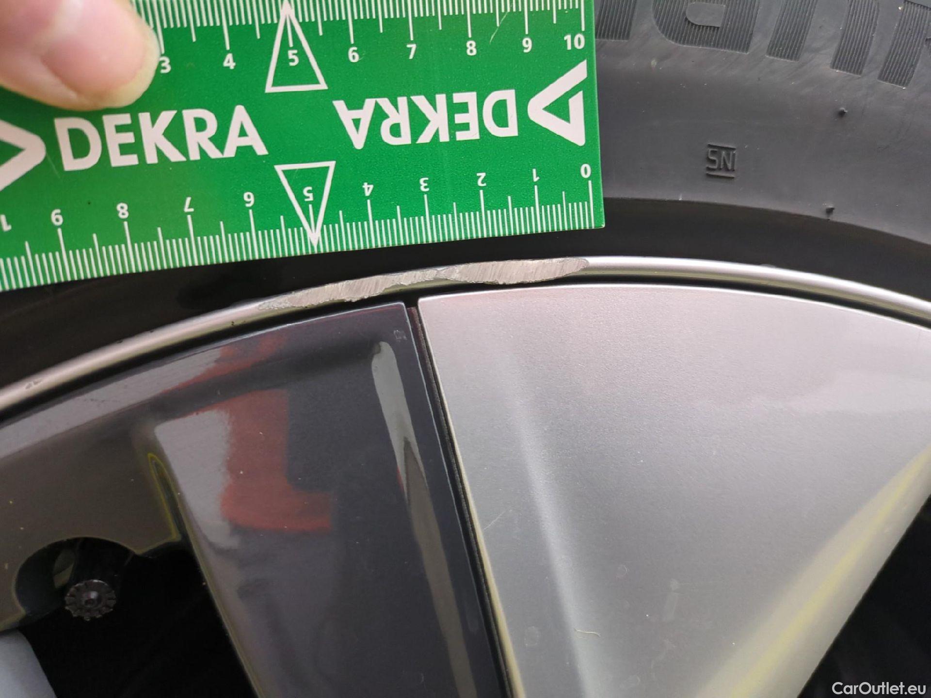  Tesla  Model Y TESLA  / 2021 / 5P / SUV RWD #2