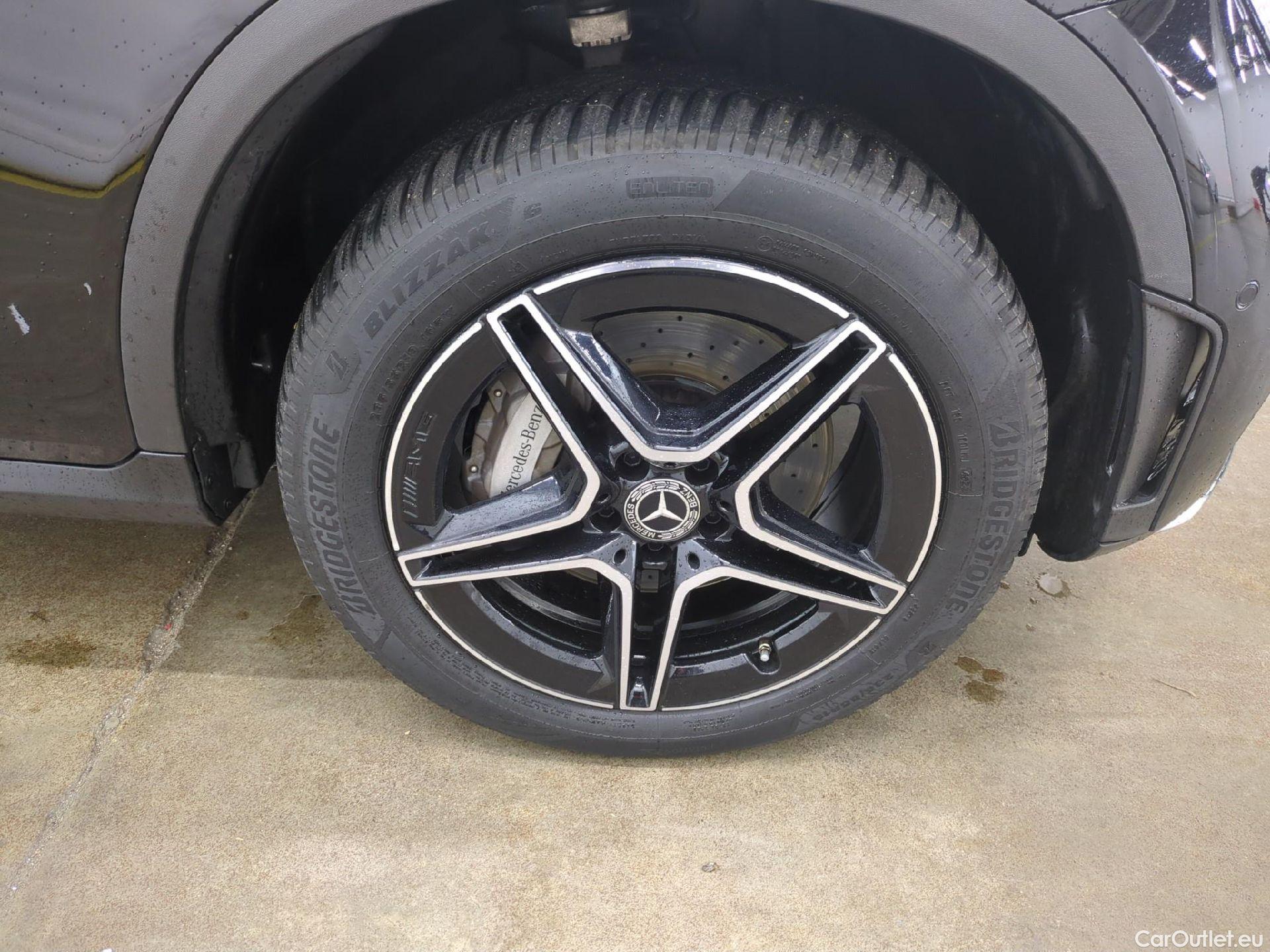  Mercedes  G-Klasee MERCEDES-BENZ GLC Coupe / 2019 / 5P / Coupé 2.0 GLC 300 DE BUSINESS LINE 4MATIC #23