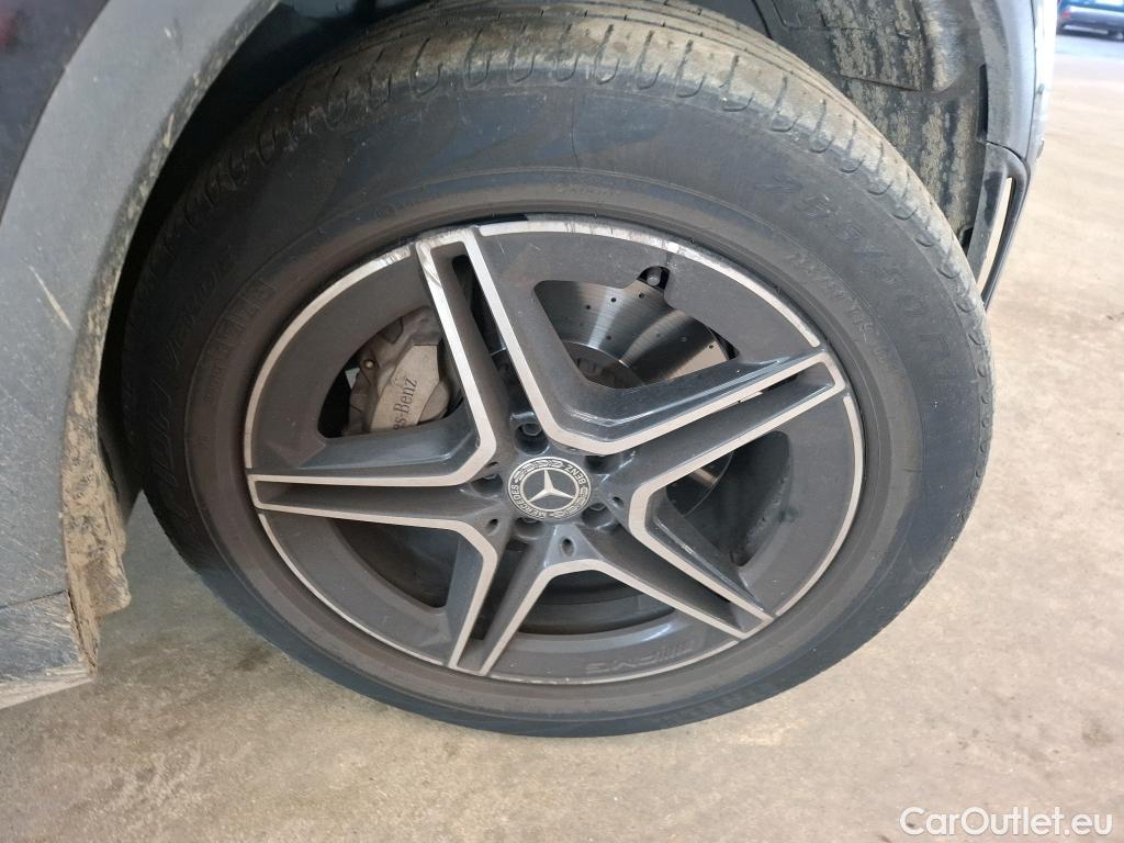  Mercedes  G-Klasee MERCEDES-BENZ GLC Coupe / 2019 / 5P / Coupé 2.0 GLC 300 E BUSINESS LINE 4MATIC #11