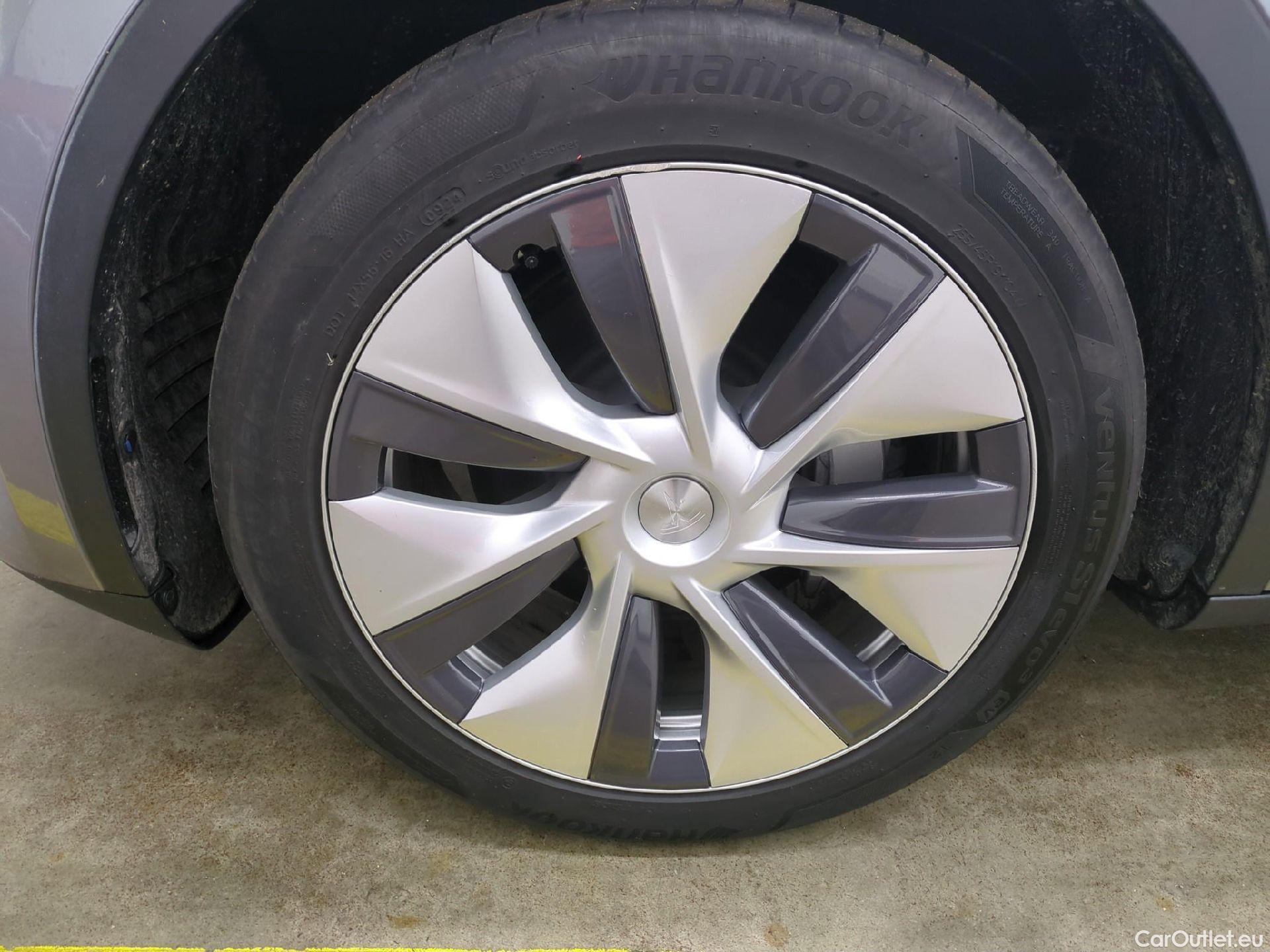  Tesla  Model Y TESLA  / 2021 / 5P / SUV RWD #1